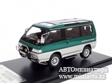 Автоминиатюра модели - Mitsubishi Delica Star Wagon 4WD - green/silver 1:43 Sunyork Model