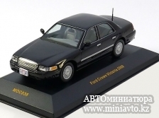 Автоминиатюра модели - Ford Crown Victoria 2000 black Ixo